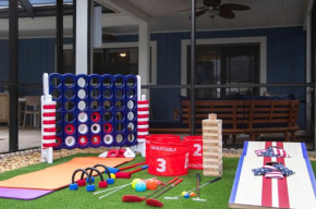 Sunny Seminole Retreat Pool Games & Family Fun
